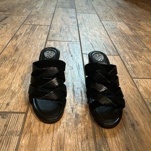 Vince Camuto Deljesta heels